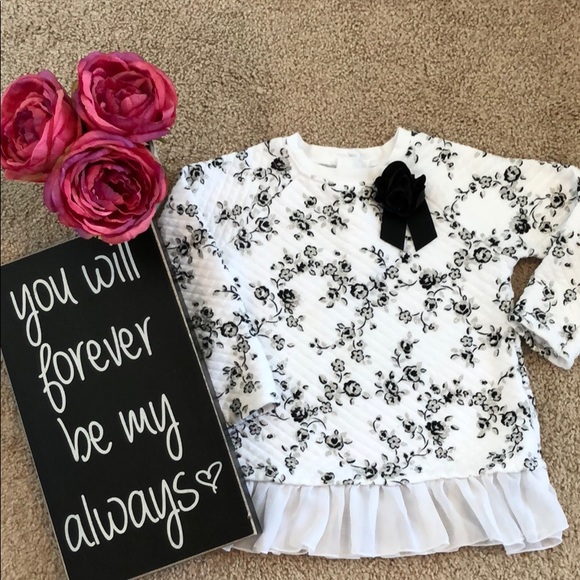 Little Ones Other - Quilted sweatshirt. Adorable. 4T.